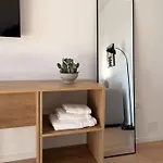 M&t Boutique 3* Τίρανα